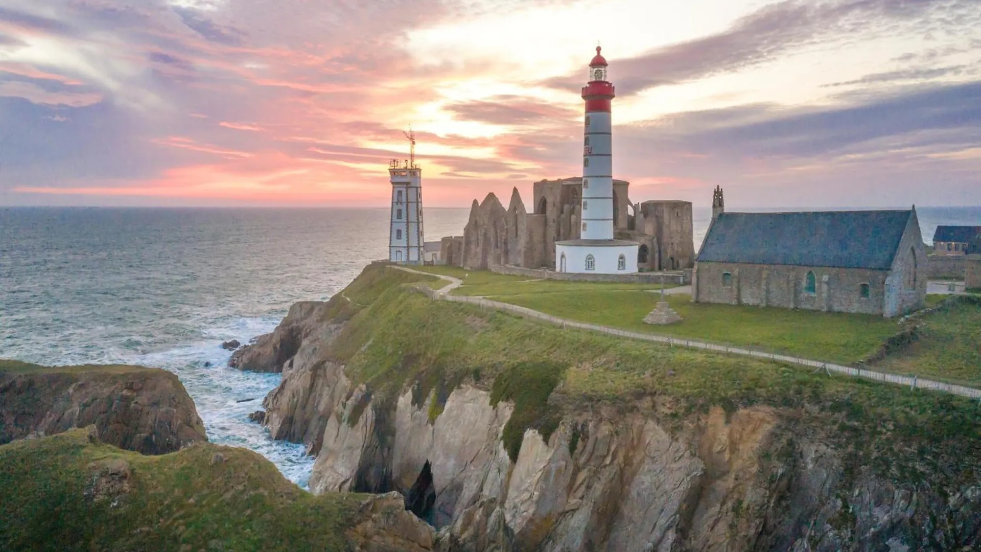Holiday Home In Porspoder Francie